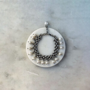 Bracelet With White Pearls 1 – LA-OL