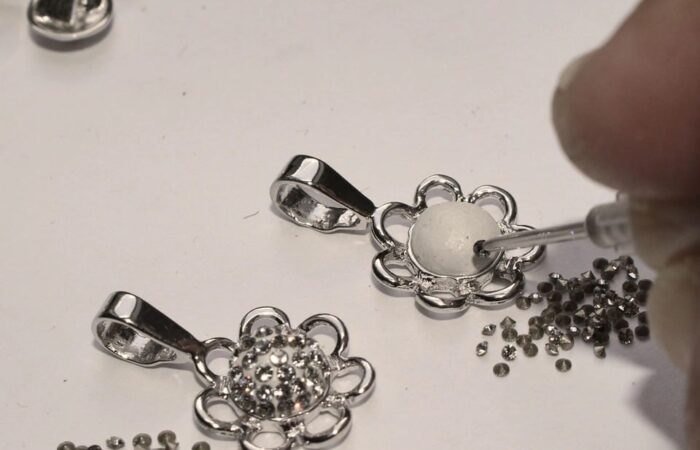 Three generations, one workshop: JSB Bijoux